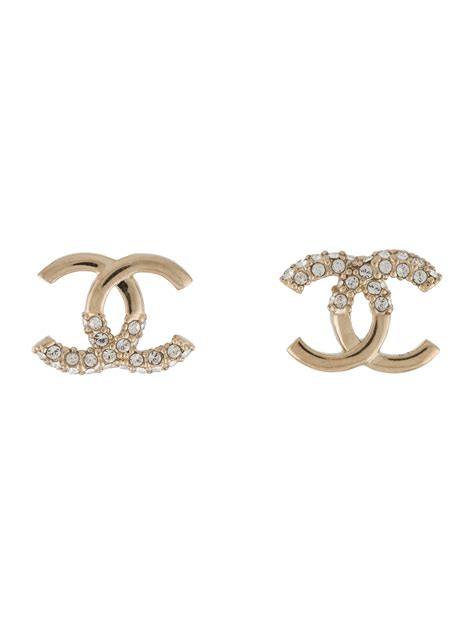 chanel earstuds